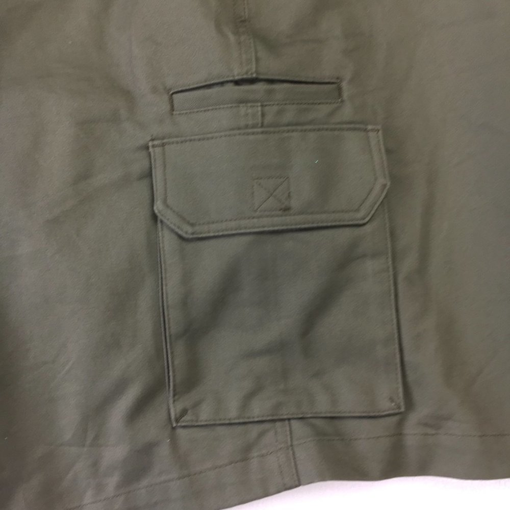 DICKIES  Stretch Relaxed Fit Khaki  Cargo Shorts Women's  Sz 24 NWT - Picture 10 of 14